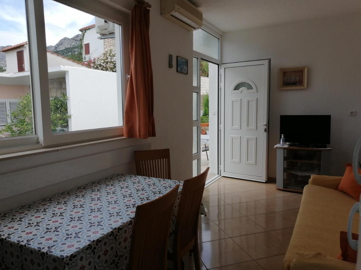 Apartmani Stipan Brela Exterior foto
