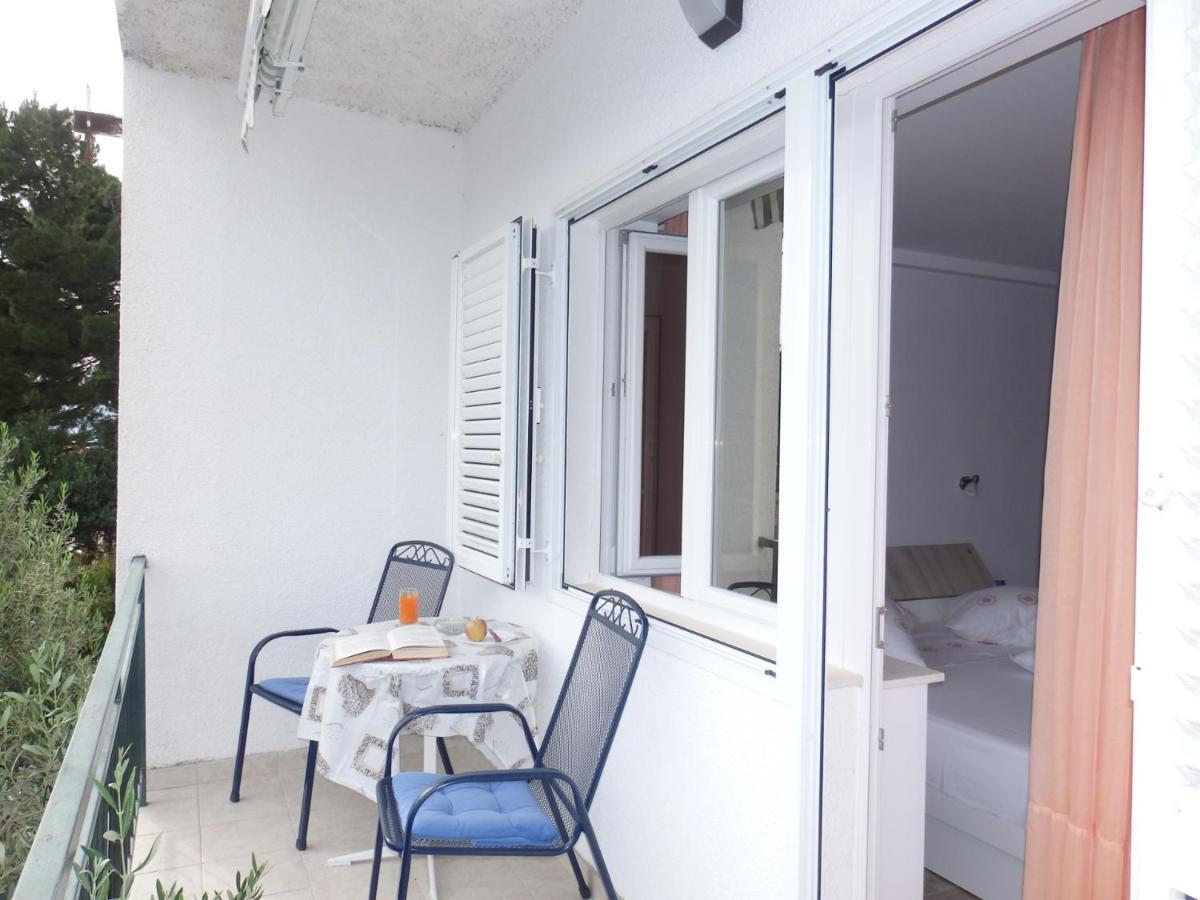 Apartmani Stipan Brela Exterior foto
