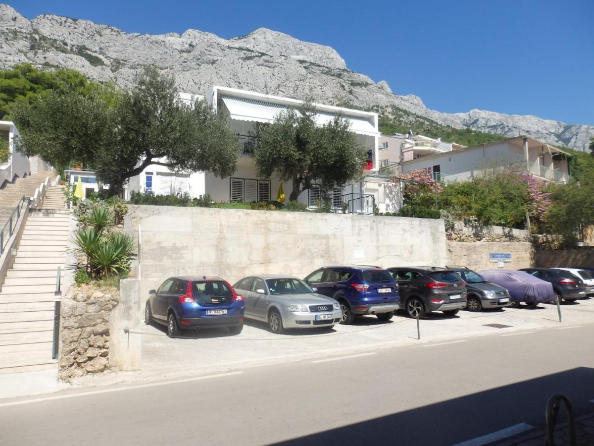Apartmani Stipan Brela Exterior foto