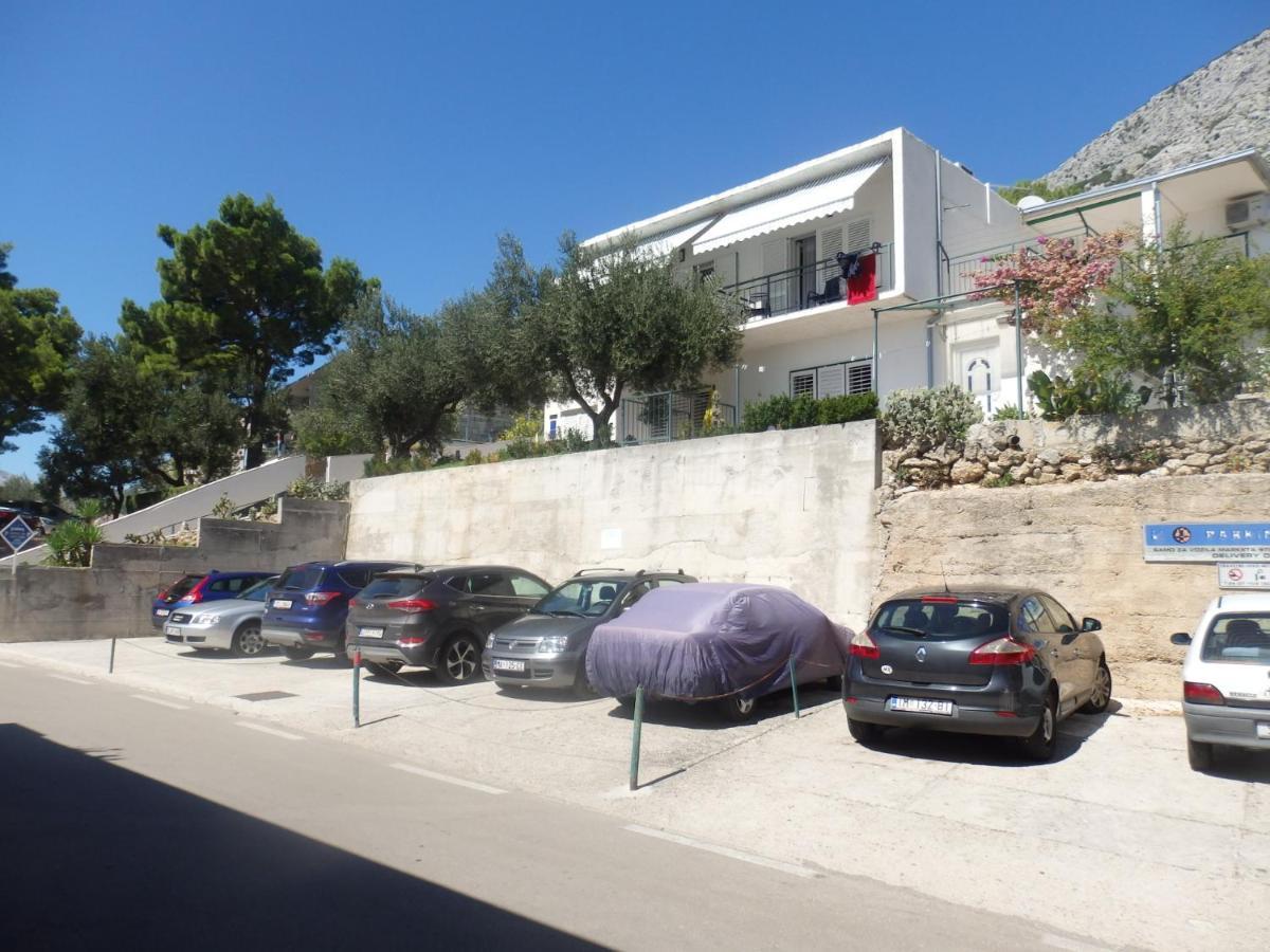 Apartmani Stipan Brela Exterior foto