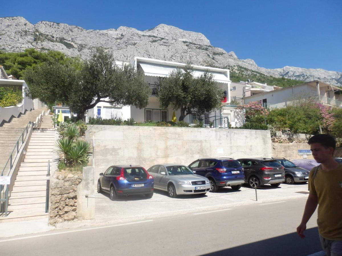 Apartmani Stipan Brela Exterior foto