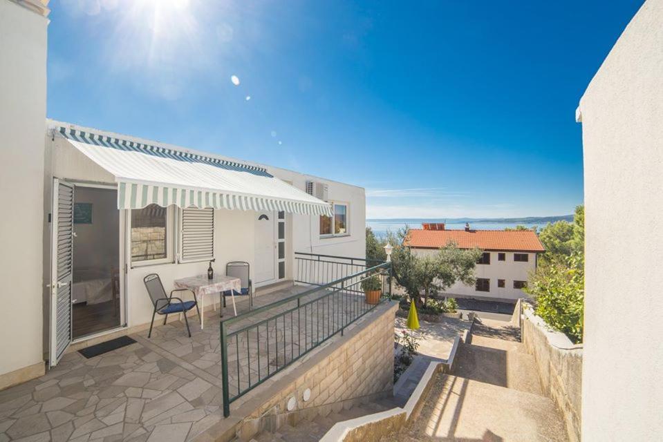 Apartmani Stipan Brela Exterior foto
