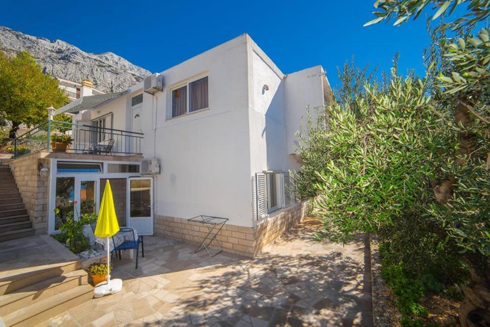 Apartmani Stipan Brela Exterior foto